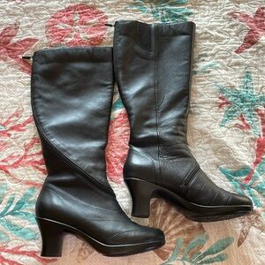 Dansko boots 39